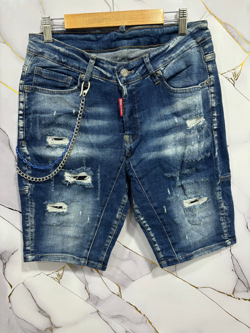 Stylish BERMUDA DSQ (CATENA) denim shorts with distressed details and chain accessory.